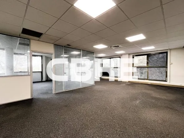 Bureaux 135 m²