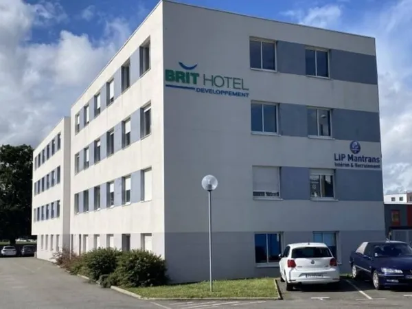 Bureaux 296 m²