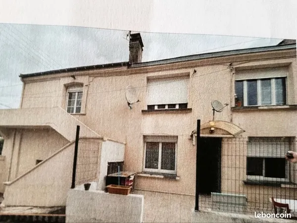Immeuble/ maison avec plusieurs logements