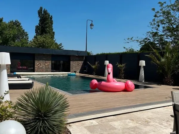 Maison familiale avec piscine et pool housse, Marles en Brie (77610)