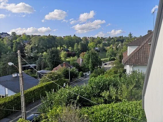 SUR LES HAUTEURS DE BOIS GUILLAUME, PROCHE GARE, MAISON FAMILIALE