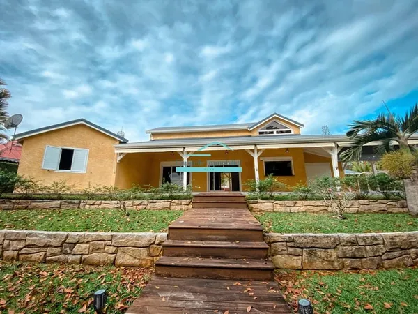Petit Bourg, Maison indivuduelle de 168m2 sur 1224 m2 de ter