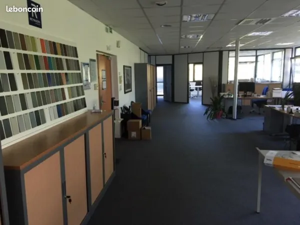 Bureaux 314 m²