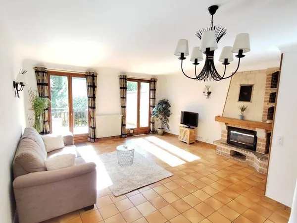 Maison 7 pièces 148 m²