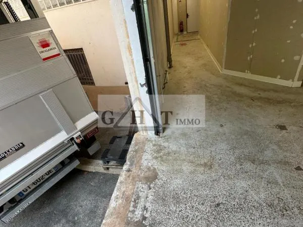 À LOUER 55M² AVEC QUAI DE DECHARGEMENT A PALAISEAU