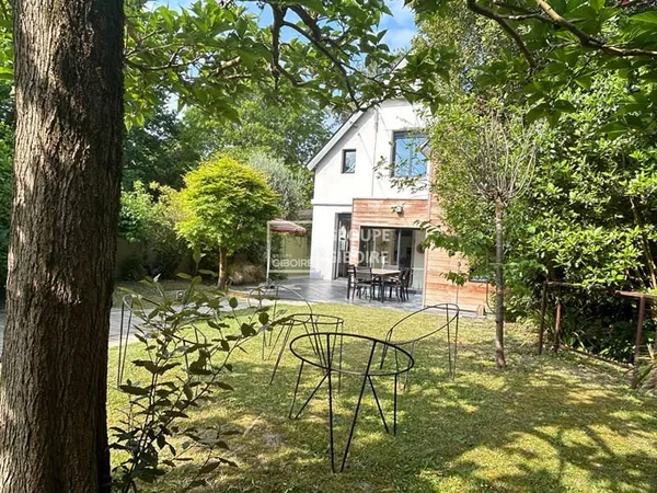 A VENDRE - AGENCE GIBOIRE *Exclusivité* Giboire - RENNES Sainte- Thérèse - Maison d'environ 140m² ha