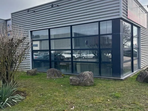 Loue local commercial 230m2 Eckbolsheim