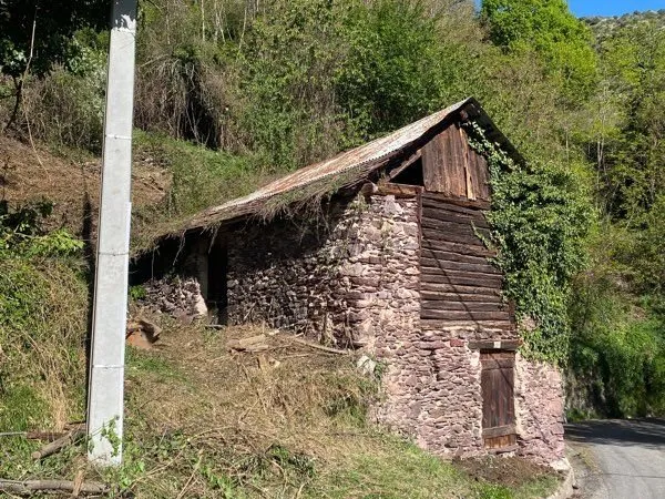 Grange + terrain