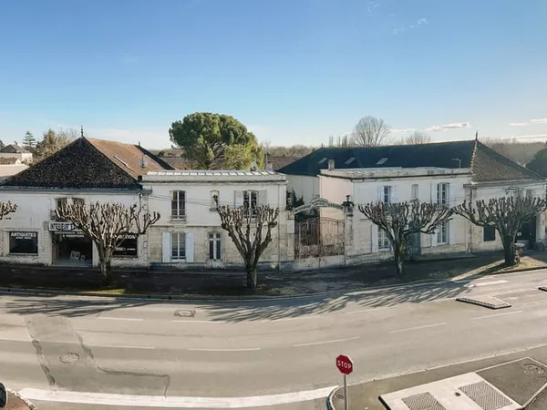 Maison et dépendances