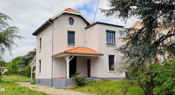 Maison de 200,15 m² (SDP) sur terrain de 750 m² - Travaux intérieurs à prévoir
