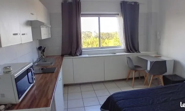 Studio meublé 18m2 proche IUT, KEDGE, Facultés et CREPS