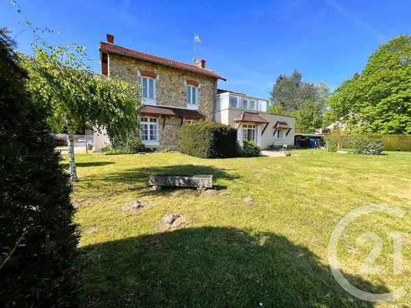 Maison 6 pièces 201 m²