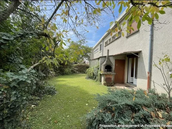 Ramonville, maison T6 à rénover avec garage et jardin