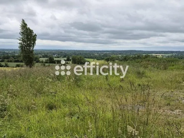 Terrain constructible 1090 m²