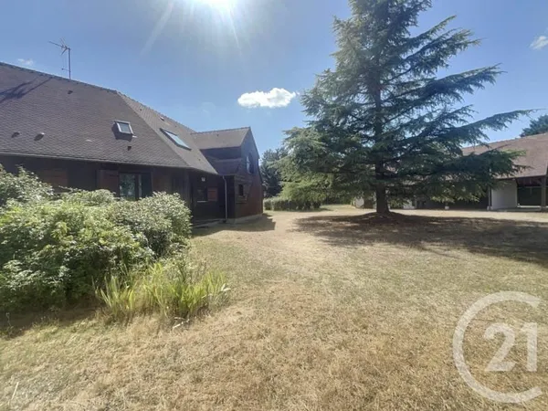 Maison 8 pièces 227 m²