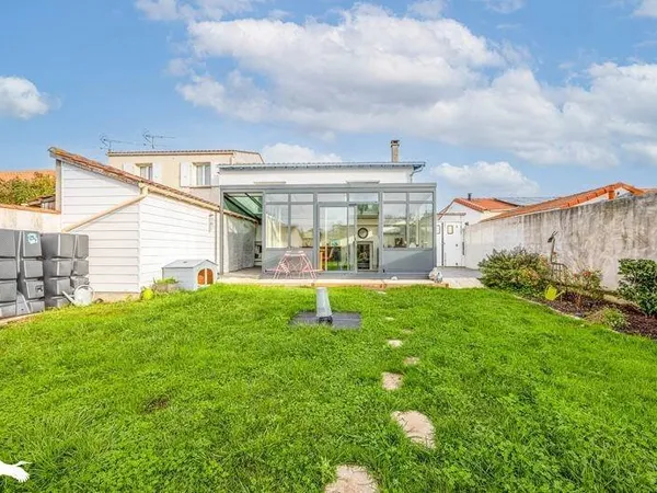 Maison 7 pièces 160 m²