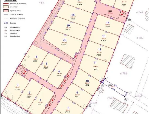 Terrain 325 m²