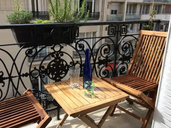 Loue appartement 39m² Paris 18ème avec balcon