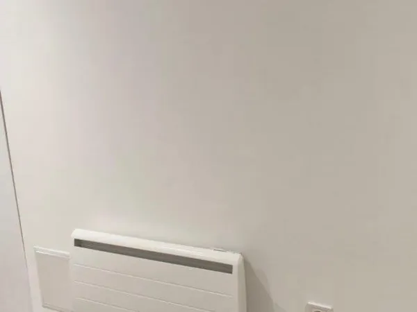 Studio / 10m² / Trocadéro (Ligne 6)