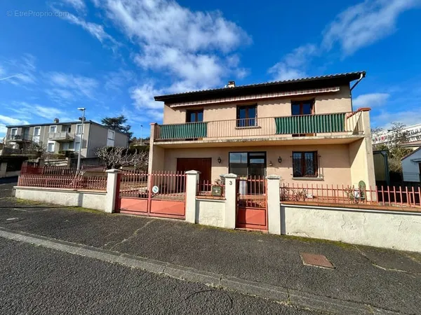 CLERMONT-FD - Belle maison de 115 m2, 4 chambres