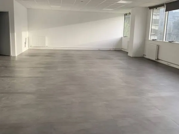 Local commercial 119 m²