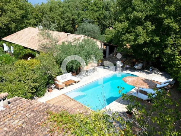 Maison 5 pièces 154 m²
