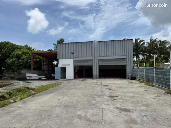 Location Hangar