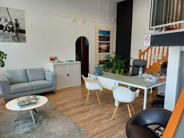 Local commercial ou professionnel 110 m² St. DENIS