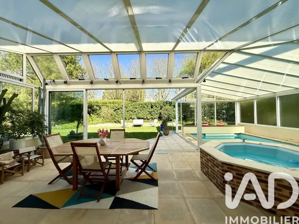 Maison 8 pièces 209 m²