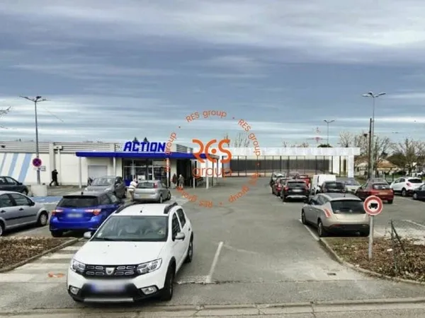 Local commercial 307 m²