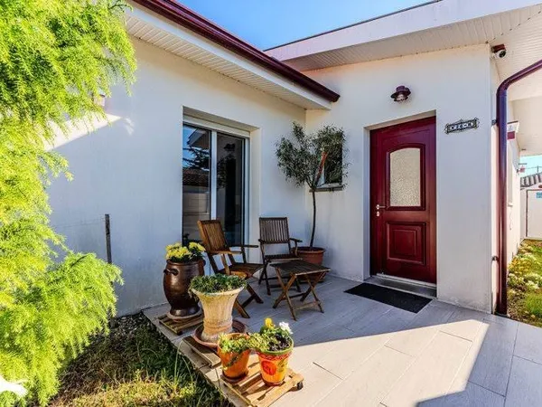 Maison de plain-pied 3 pièces 88 m²