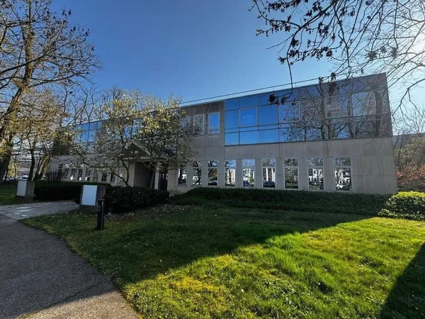 Bureaux 207 m²