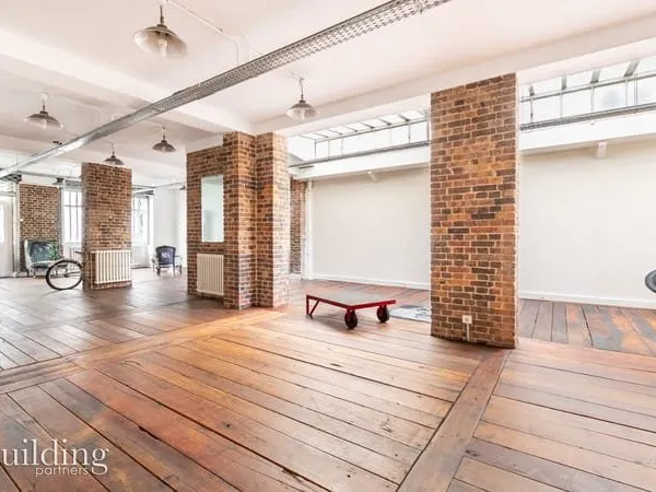 Paris 16è - PLACE VICTOR HUGO - LOFT de 271 m²