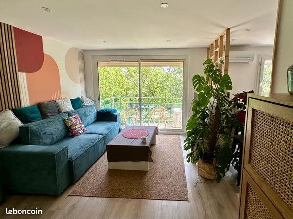 T3 meublé avec parking / balcon / clim