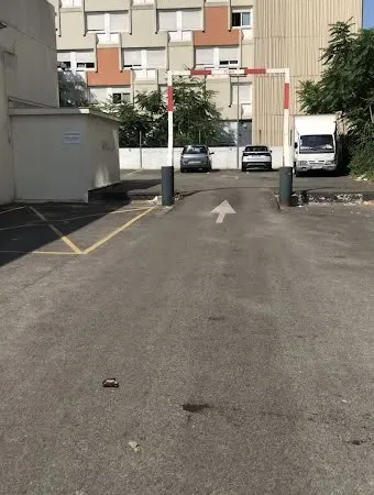 Stationnement Location Aubervilliers   60€