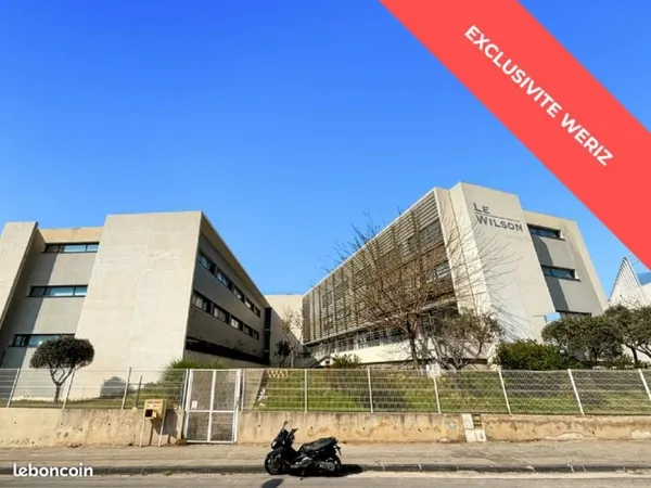 Bureau 350 m²
