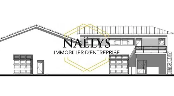Entrepôt 215 m²
