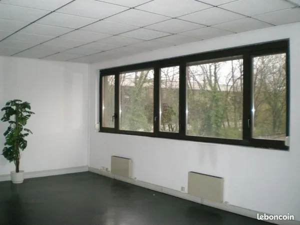 Bureaux 57 m²