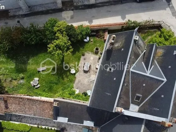Maison 10 pièces 210 m²