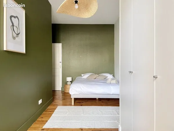Appartement 8 pièces 229 m²