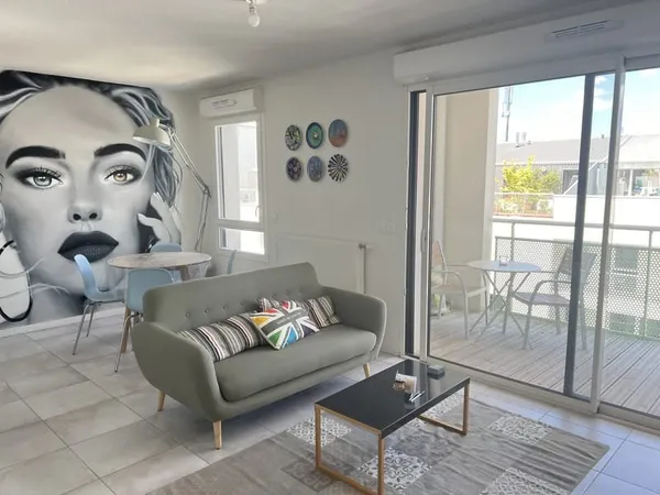Appartement avec balcon et parking Peixotto