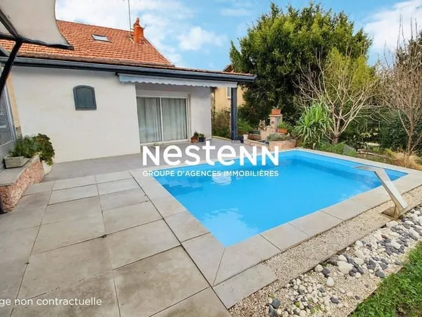 Maison 7 pièces 200 m²