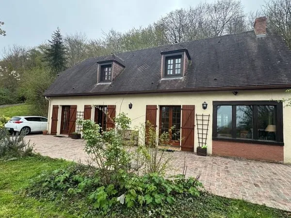 Maison 5 pièces 140 m²