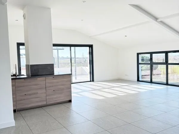Particulier loue t4 120m2