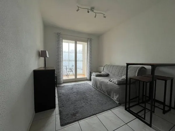 Studio 1 pièce 18 m²