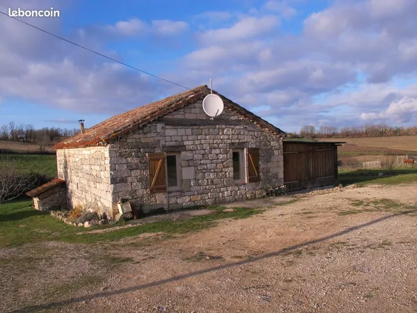 Maison de campagne+garage+terrain clôturé 595