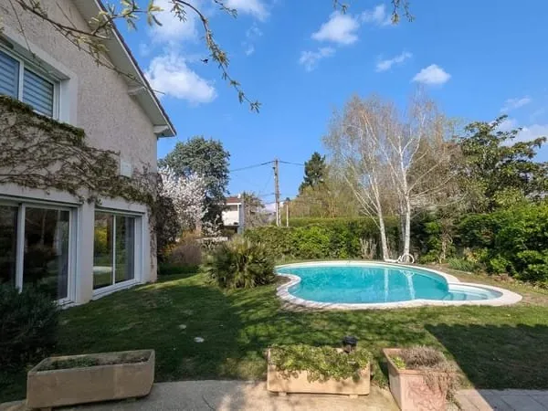 Maison Vente Villeneuve-Tolosane 5p 147m² 530000€