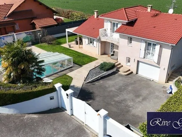 Villa 5 pièces 130 m²