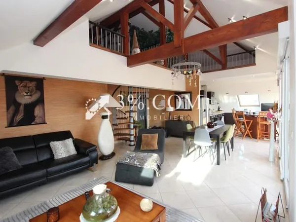 Appartement 5 pièces 176 m²