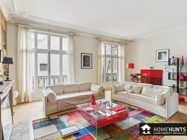 Appartement 2 pièces 156 m²